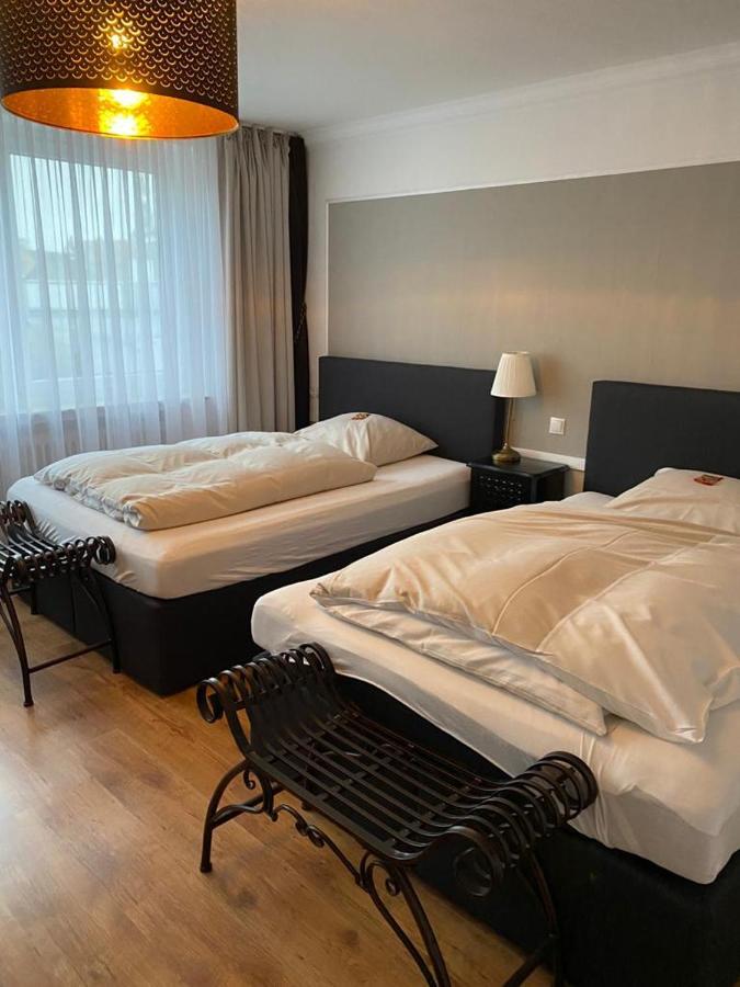Hotel Niedersachsen Квакенбрюк Экстерьер фото